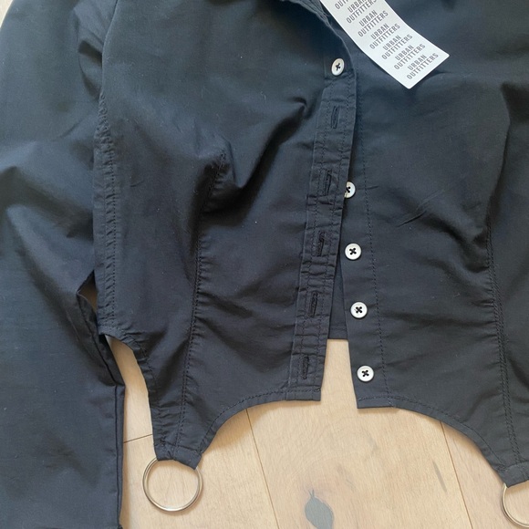 UO Vivienne Hardware Button Down Top - Picture 5 of 7